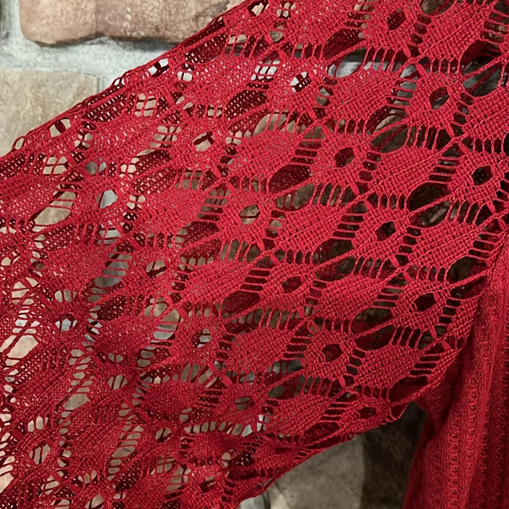 Red sweater - Picture 2 of 5